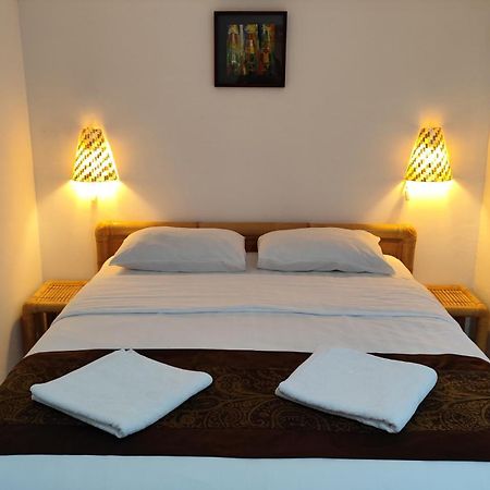 Keyani Bungalows Lovina Ngoại thất bức ảnh