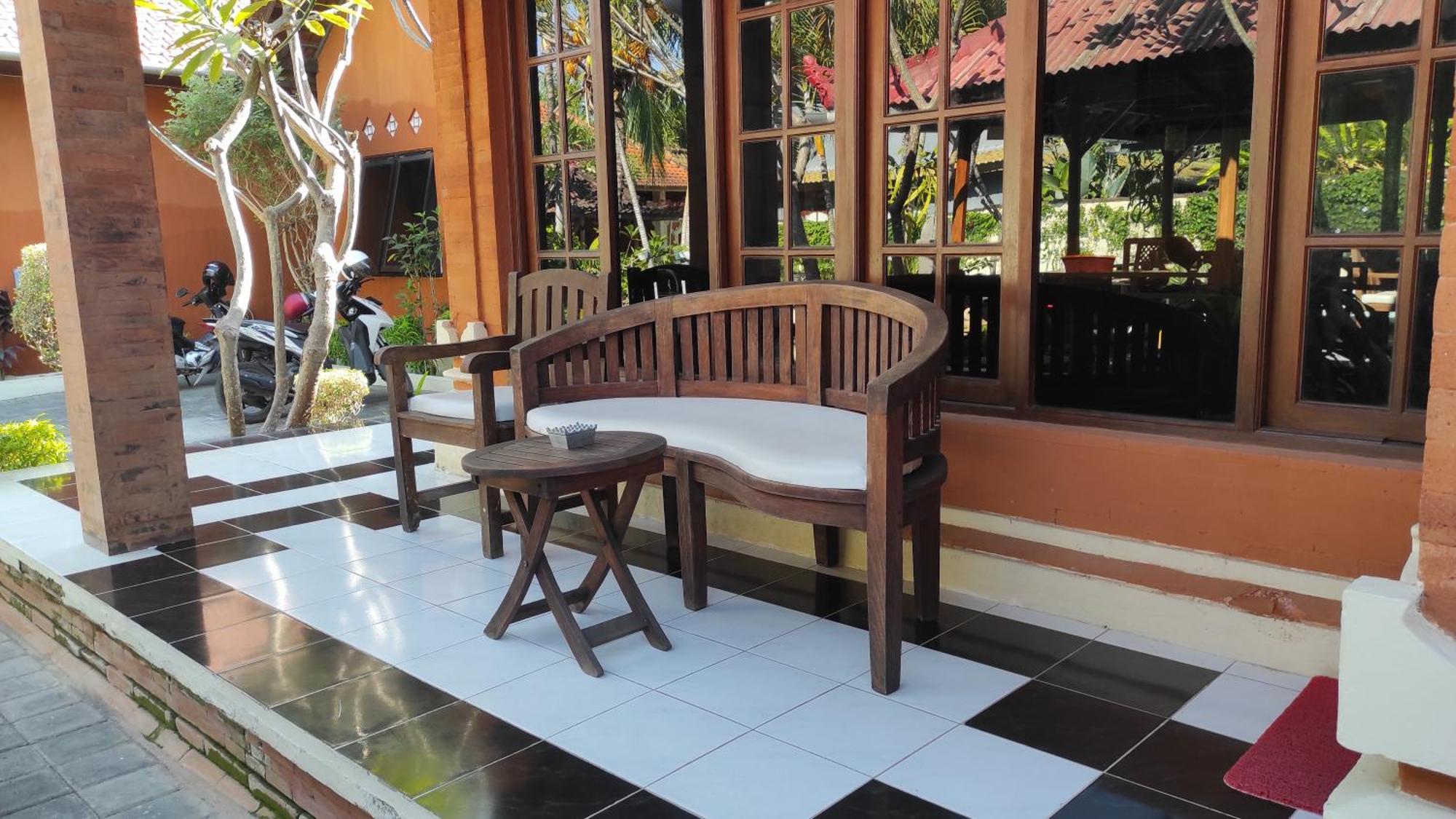 Keyani Bungalows Lovina Ngoại thất bức ảnh