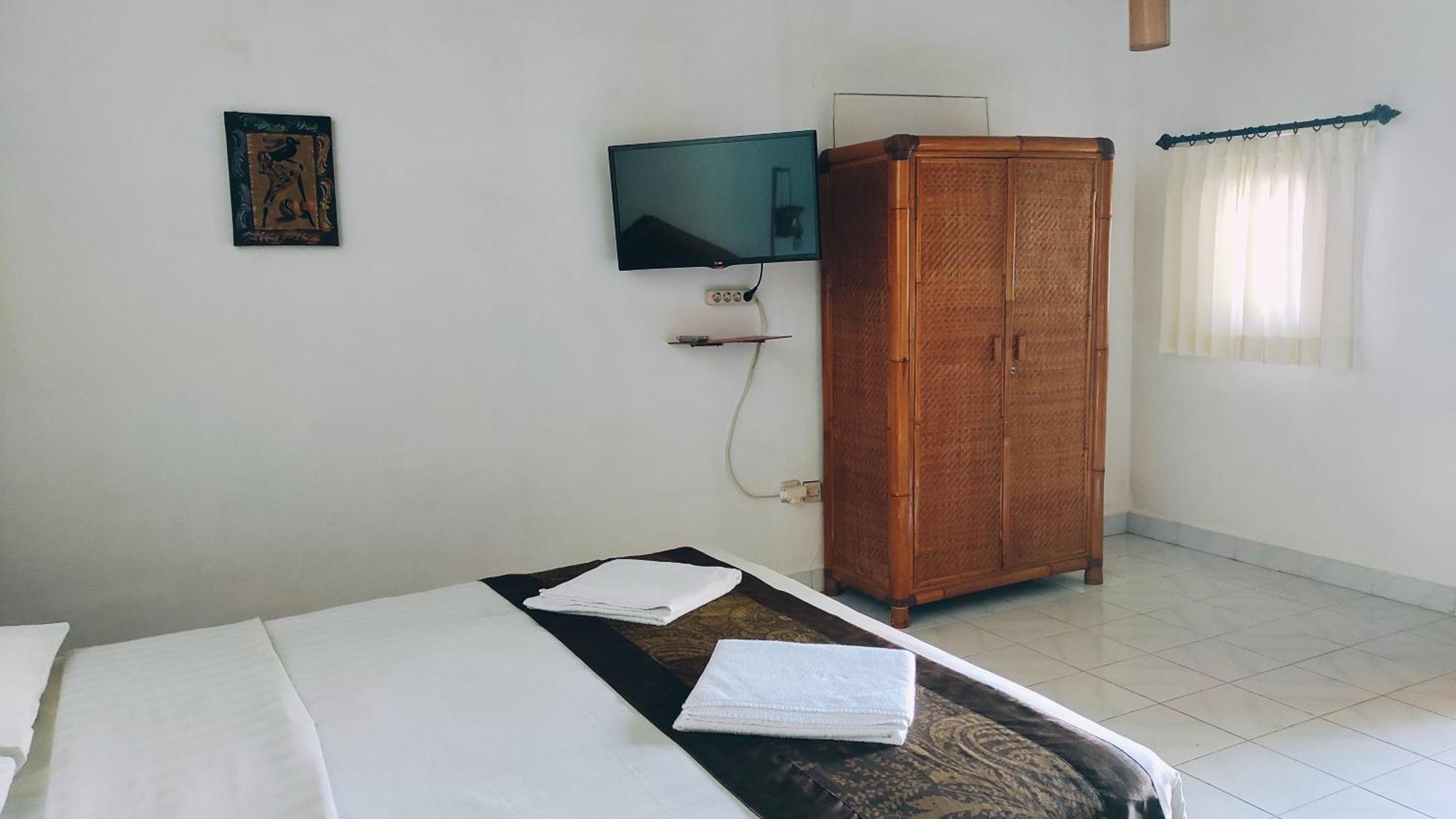 Keyani Bungalows Lovina Phòng bức ảnh