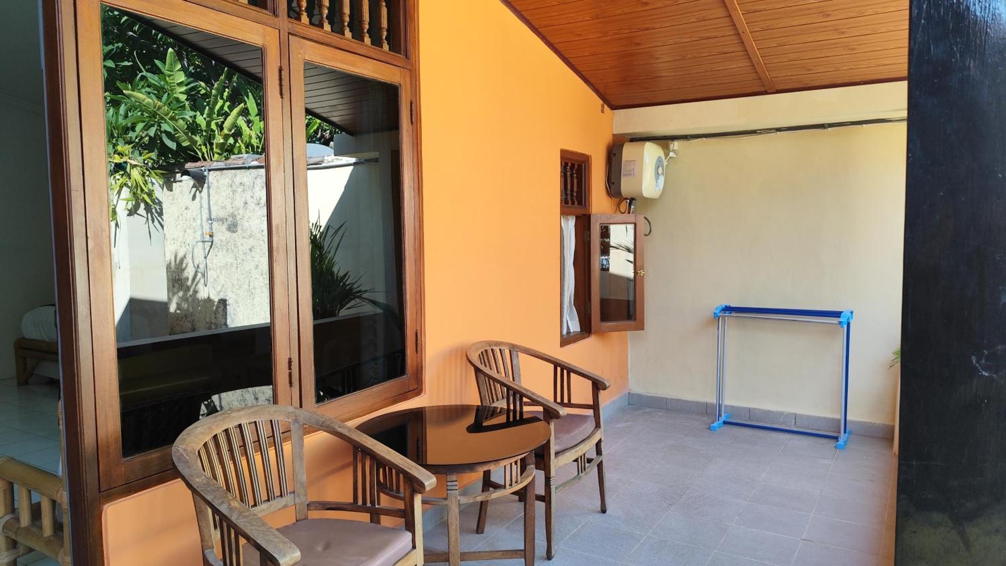 Keyani Bungalows Lovina Phòng bức ảnh