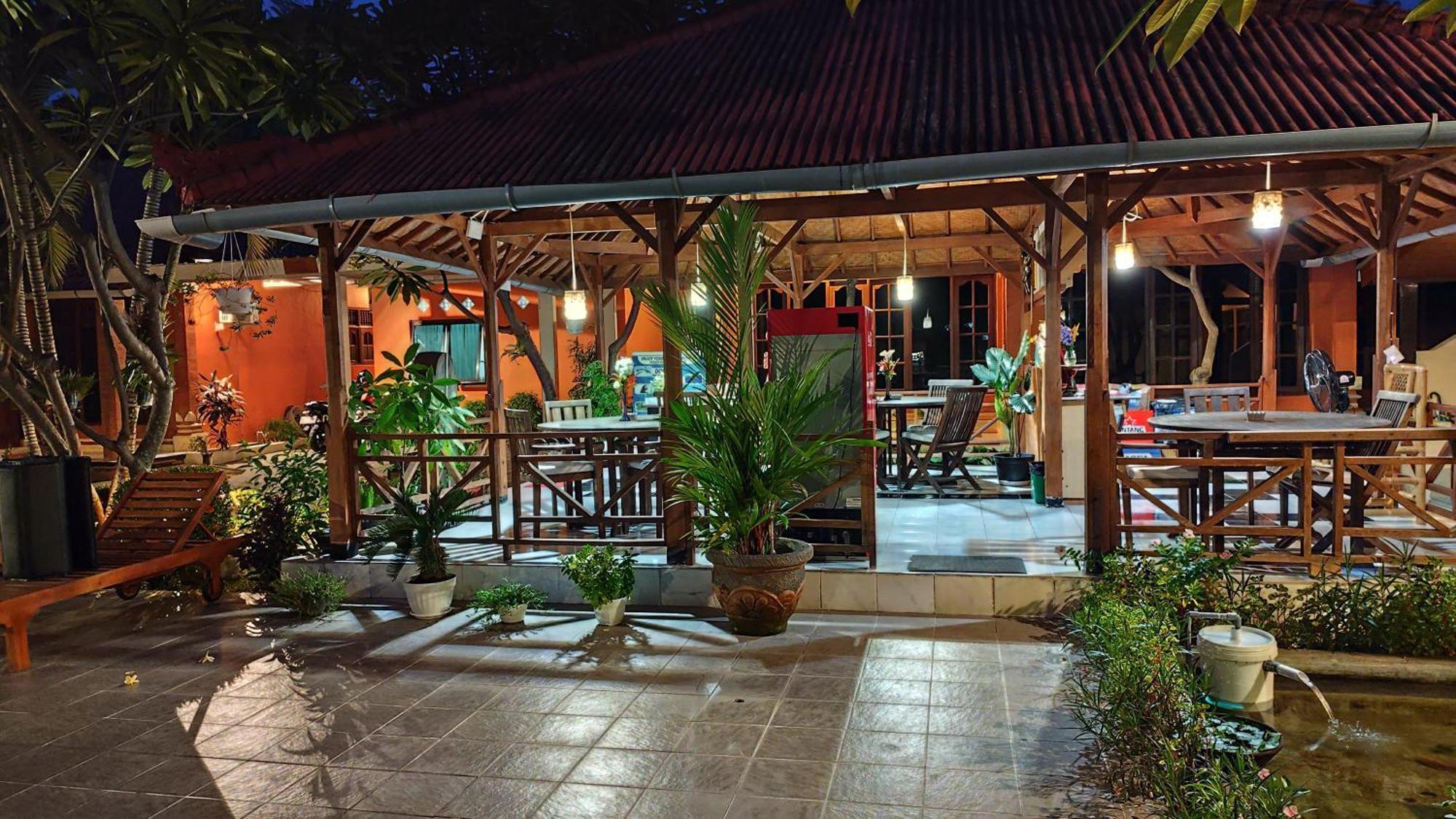 Keyani Bungalows Lovina Ngoại thất bức ảnh