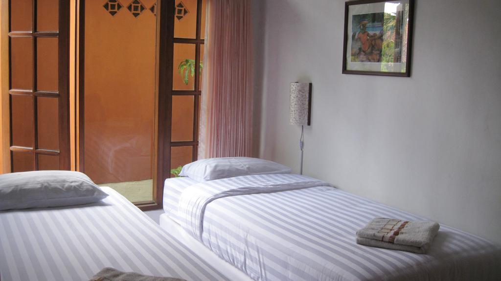 Keyani Bungalows Lovina Phòng bức ảnh